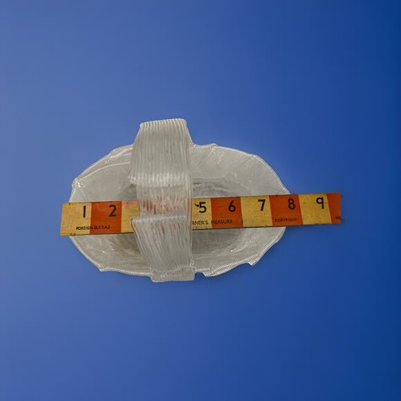 Small Handled Basket Lucite Clear Acrylic Mid Century Vintage Decor 8"x5"x7 " - Picture 3 of 5